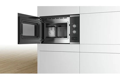 Micro-ondes mono-fonction Bosch Serie | 4 BFL550MS0 - Four micro-ondes monofonction - encastrable - 25 litres - 900 Watt - acier inoxydable