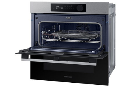 Four Samsung NV7B5755SAS Dual Cook Flex