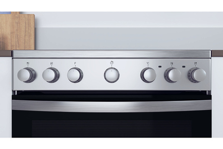 Cuisinière vitrocéramique Indesit IS67V5PCX/E