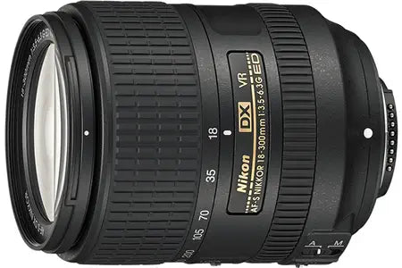 Objectif zoom Nikon AF-S DX 18-300mm f/3.5-6.3 G ED VR