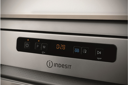 Lave-vaisselle Indesit DFO3C26X