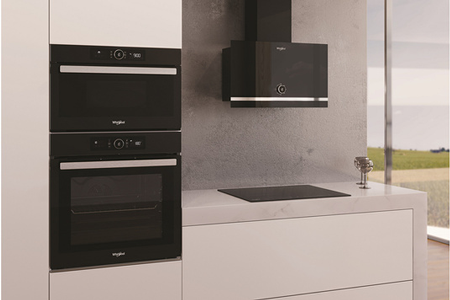 Hotte décorative murale Whirlpool WHVA62FLMK